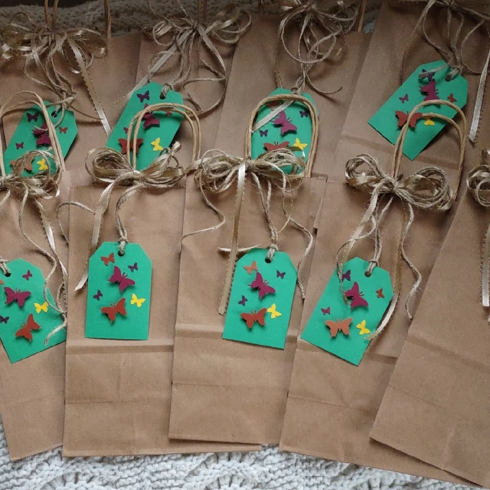 10 Handcrafted Gift Bags with 3D Butterfly Tags